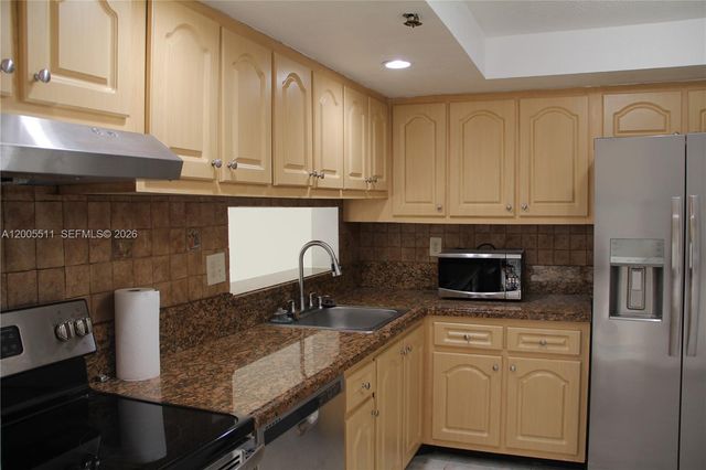 8700 SW 133rd Ave Rd 301, Miami, FL 33183