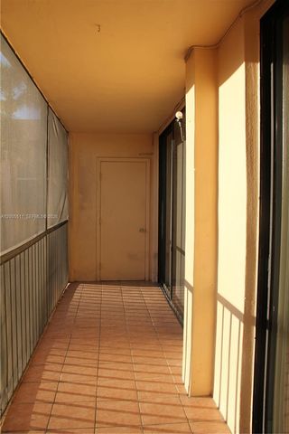 8700 SW 133rd Ave Rd 301, Miami, FL 33183