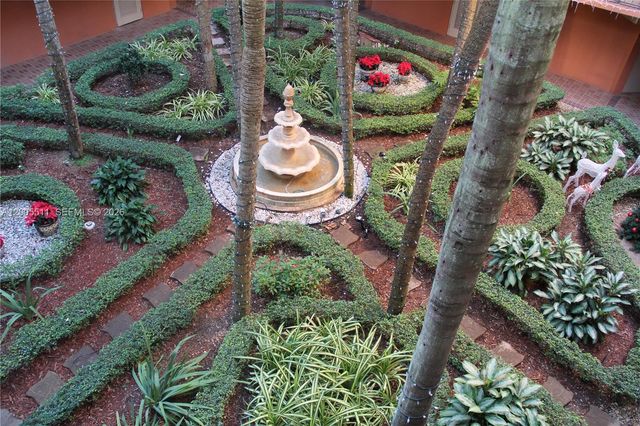 8700 SW 133rd Ave Rd 301, Miami, FL 33183