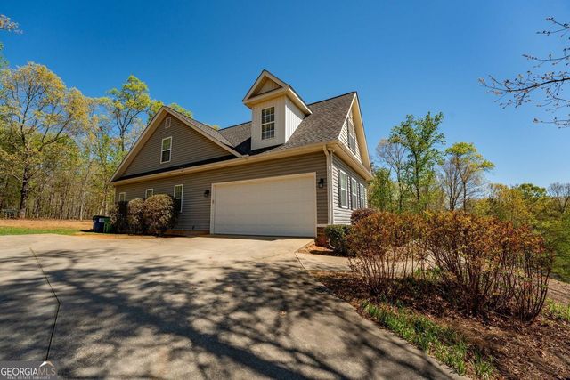 268 Northwoods Drive, Mount Airy, GA 30563