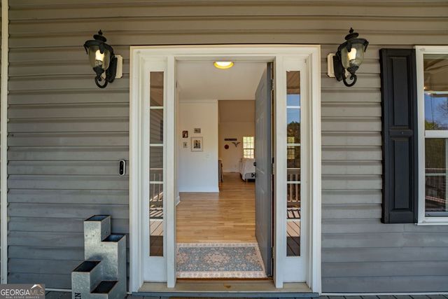 268 Northwoods Drive, Mount Airy, GA 30563