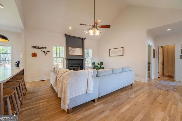 268 Northwoods Drive, Mount Airy, GA 30563