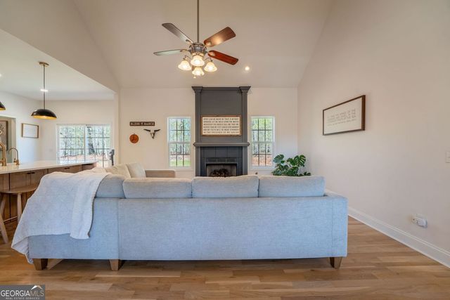 268 Northwoods Drive, Mount Airy, GA 30563