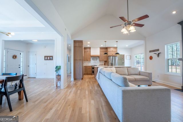 268 Northwoods Drive, Mount Airy, GA 30563