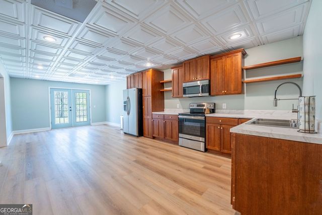 268 Northwoods Drive, Mount Airy, GA 30563