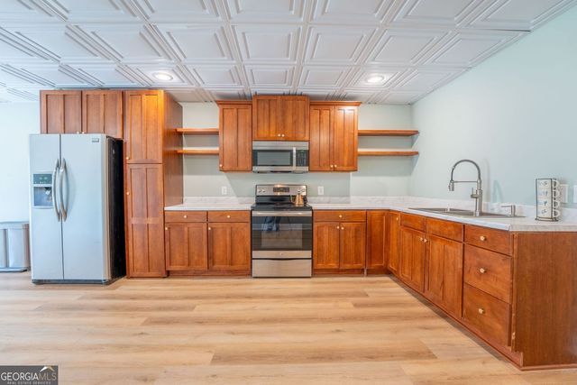268 Northwoods Drive, Mount Airy, GA 30563