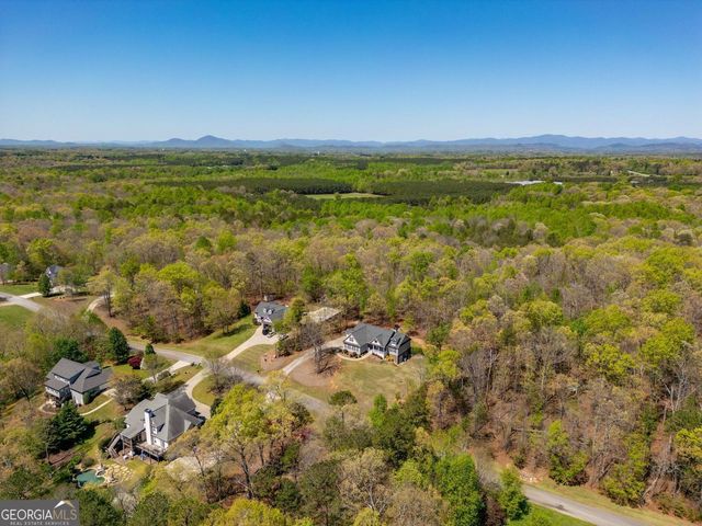 268 Northwoods Drive, Mount Airy, GA 30563