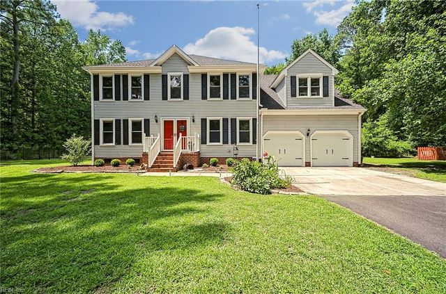 1932 Foxwood DR, Chesapeake, VA 23323