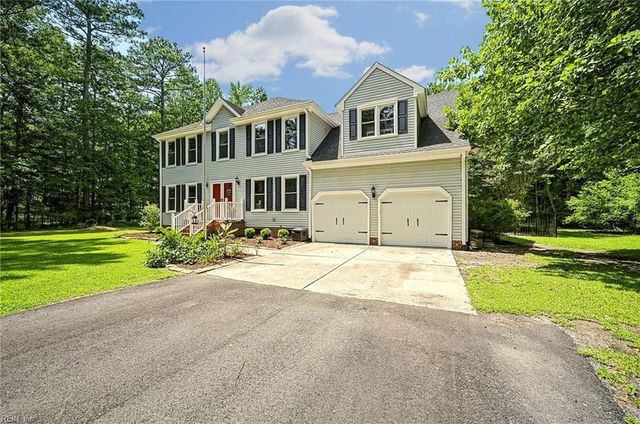 1932 Foxwood DR, Chesapeake, VA 23323