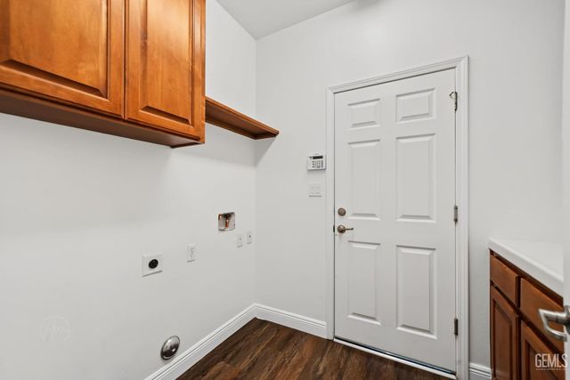 6311 Star Sapphire Drive, Bakersfield, CA 93313