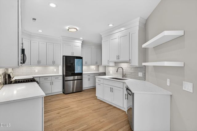 2004 Clyde Bank Court, Cary, NC 27511