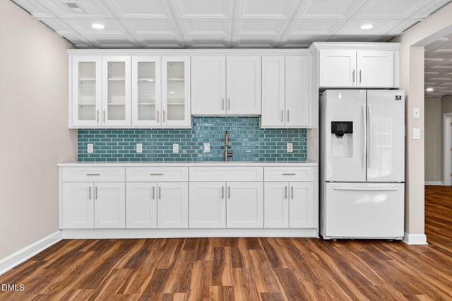 2004 Clyde Bank Court, Cary, NC 27511