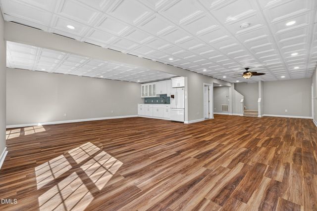 2004 Clyde Bank Court, Cary, NC 27511