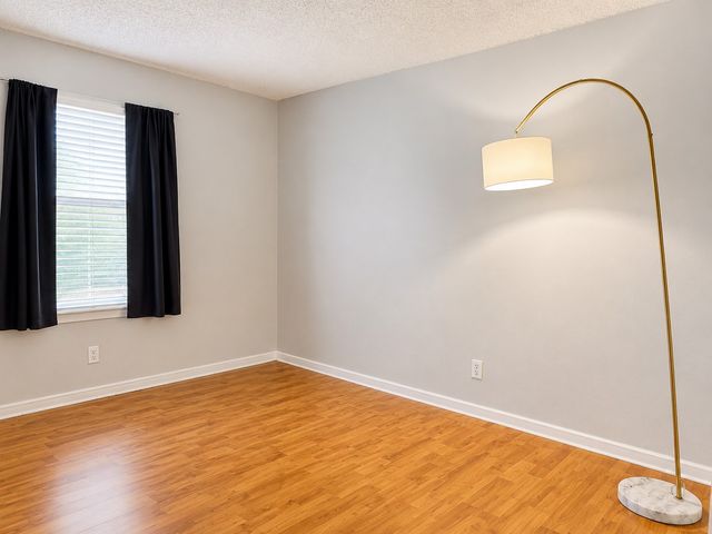 517 Annapolis Drive, Fort Worth, TX 76108