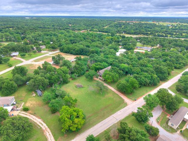 4501 Cardinal, Edmond, OK 73034