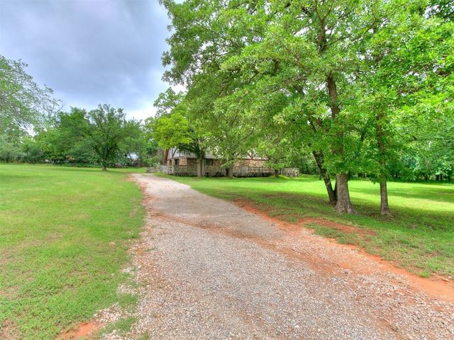 4501 Cardinal, Edmond, OK 73034
