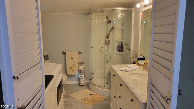 91 Sun CIR, Fort Myers, FL 33905
