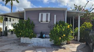 91 Sun CIR, Fort Myers, FL 33905