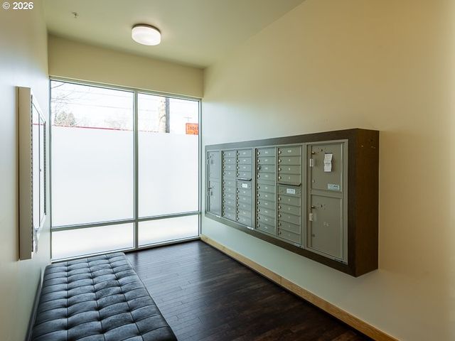 3970 N INTERSTATE Ave 208, Portland, OR 97227