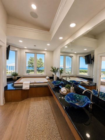 1721 GULF ROAD, Tarpon Springs, FL 34689