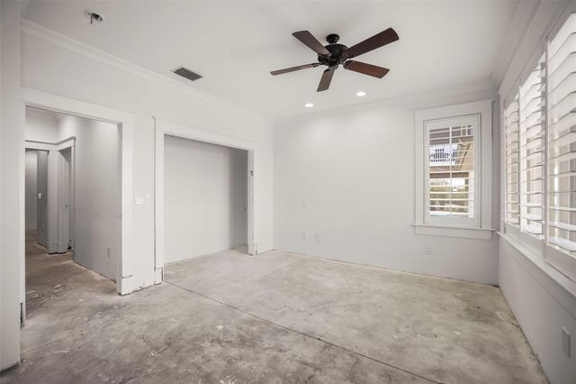 1721 GULF ROAD, Tarpon Springs, FL 34689