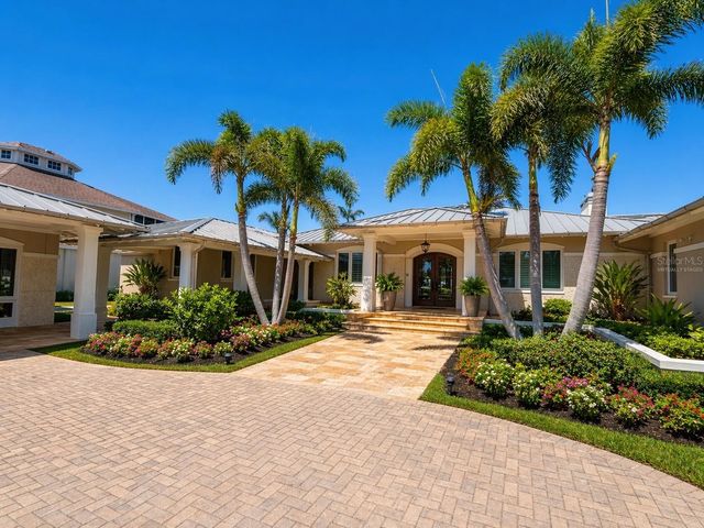 1721 GULF ROAD, Tarpon Springs, FL 34689