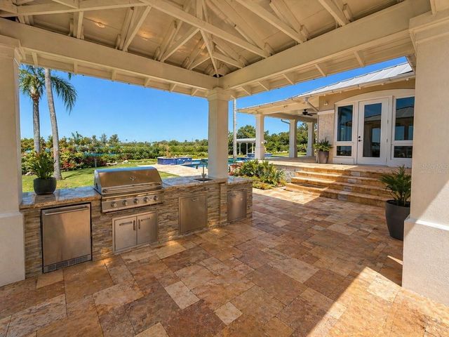 1721 GULF ROAD, Tarpon Springs, FL 34689