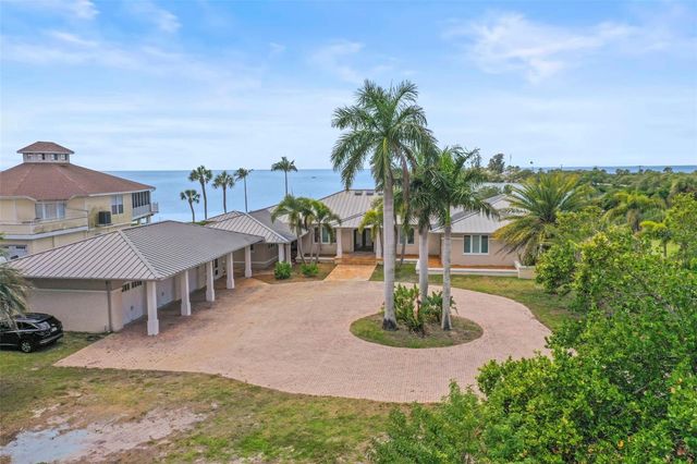 1721 GULF ROAD, Tarpon Springs, FL 34689