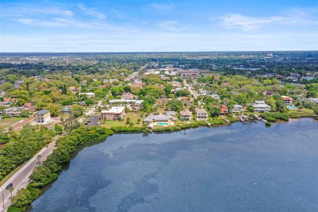 1721 GULF ROAD, Tarpon Springs, FL 34689