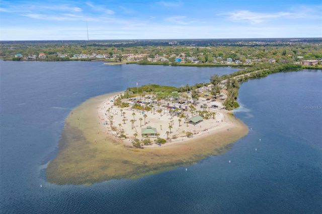 1721 GULF ROAD, Tarpon Springs, FL 34689