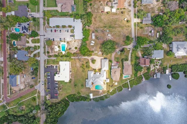 1721 GULF ROAD, Tarpon Springs, FL 34689