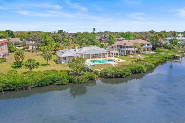1721 GULF ROAD, Tarpon Springs, FL 34689