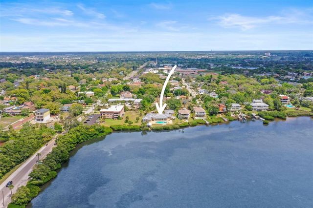 1721 GULF ROAD, Tarpon Springs, FL 34689