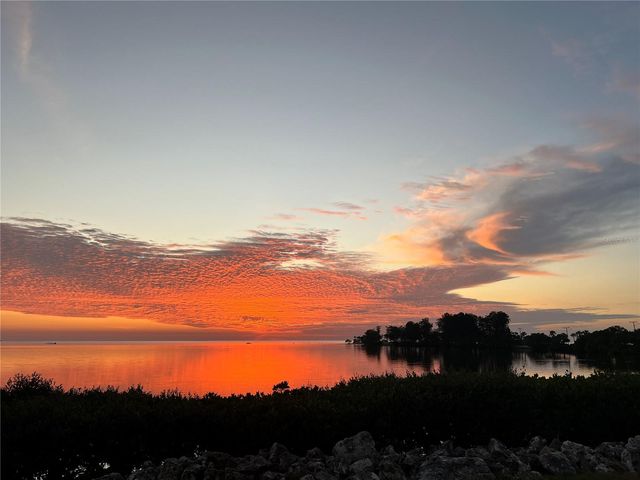 1721 GULF ROAD, Tarpon Springs, FL 34689