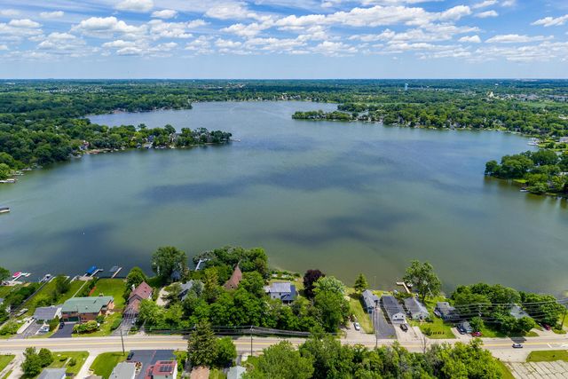 35231 N Wilson Road, Ingleside, IL 60041
