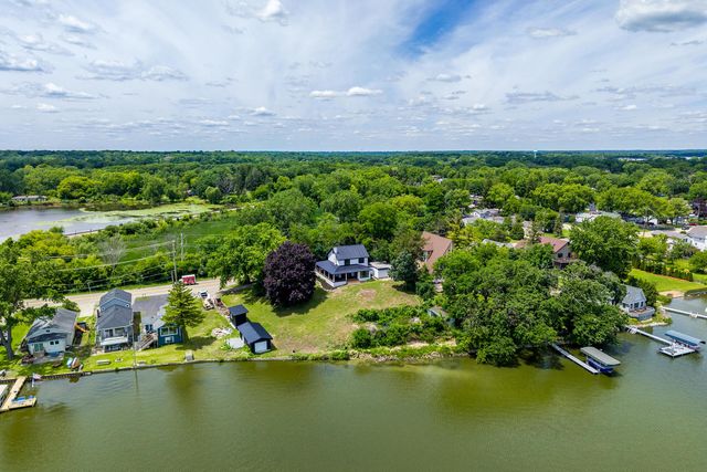 35231 N Wilson Road, Ingleside, IL 60041