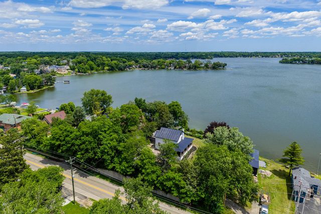 35231 N Wilson Road, Ingleside, IL 60041