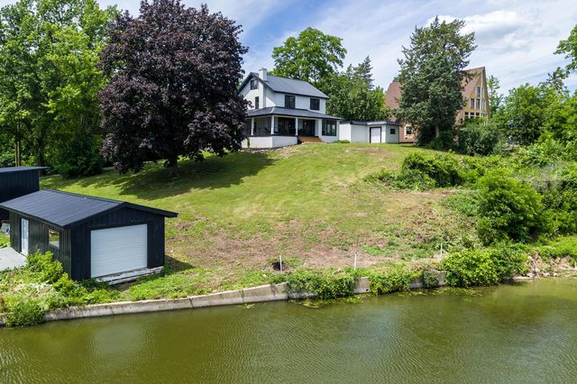 35231 N Wilson Road, Ingleside, IL 60041