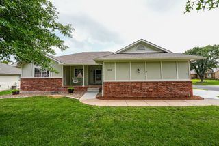 309 N Oakmont Ct, Andover, KS 67002
