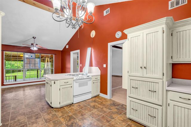 112 Little Road A, New Waverly, TX 77358