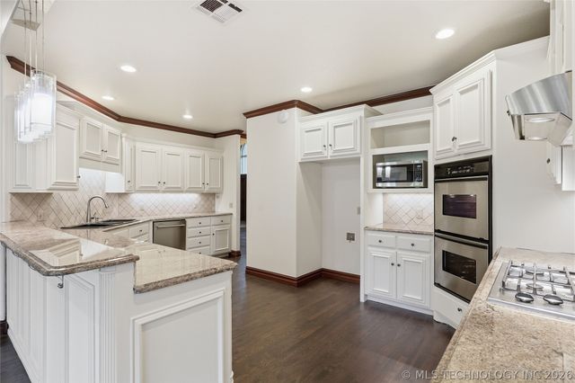 13240 S Norfolk Avenue, Jenks, OK 74037