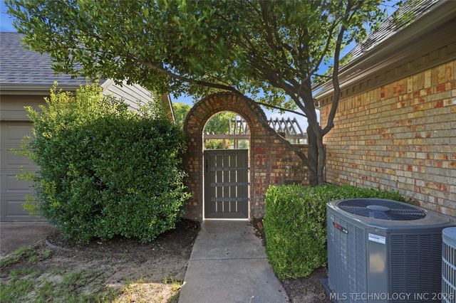 13240 S Norfolk Avenue, Jenks, OK 74037