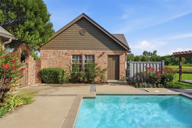 13240 S Norfolk Avenue, Jenks, OK 74037
