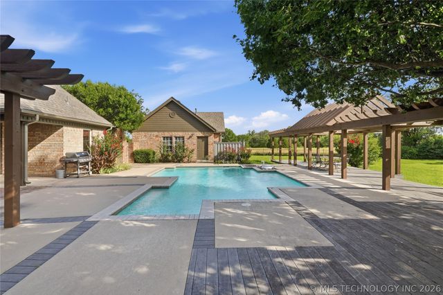 13240 S Norfolk Avenue, Jenks, OK 74037