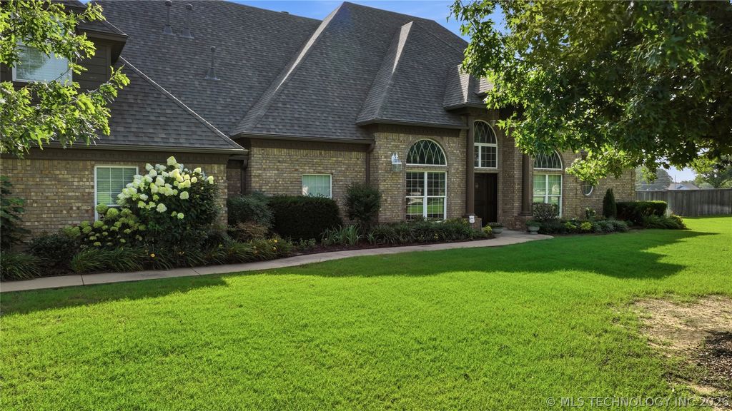 13240 S Norfolk Avenue, Jenks, OK 74037