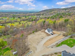 8 Theresa Way # 8, Hinesburg, VT 05461