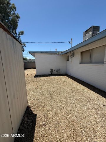 1617 E TURNEY Avenue, Phoenix, AZ 85016
