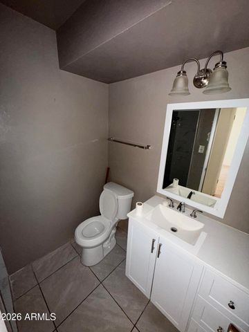 1617 E TURNEY Avenue, Phoenix, AZ 85016