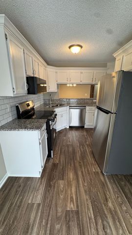 7587 Wedgewood Way, Maple Grove, MN 55311