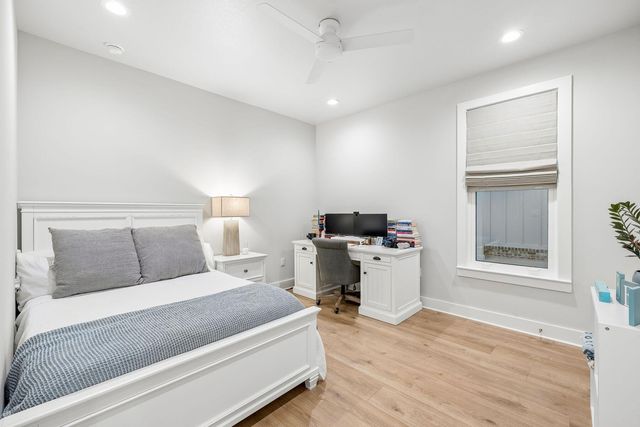39 W Captain Fritz Way, Freeport, FL 32439
